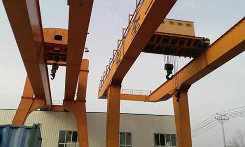 MG型吊鉤雙梁門式起重機(jī)